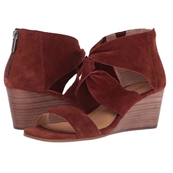 LUCKY BRAND TAMMANEE RYE BROWN SUEDE TWIST WEDGE HEEL SANDAL - Picture 1 of 12